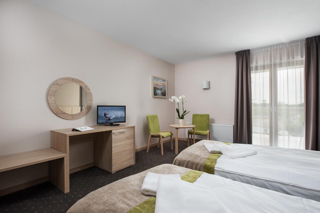 Hotel Szafir Jastrzębia Góra Exterior foto
